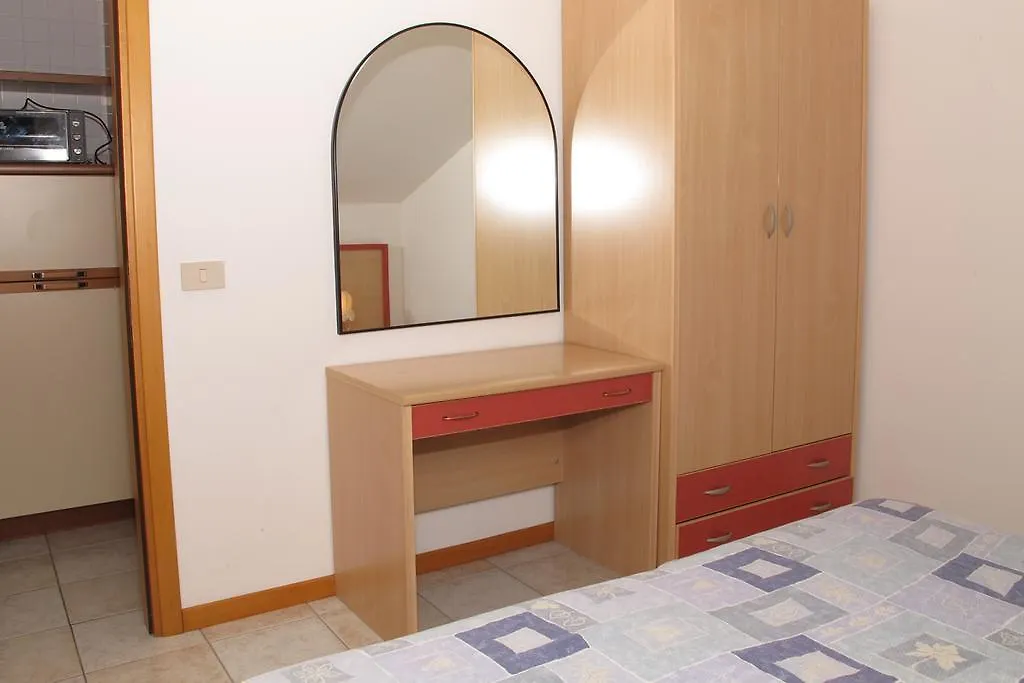 Residence Minerva Lido di Jesolo 0*,