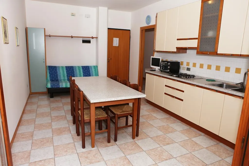 Residence Minerva Lido di Jesolo 0*,